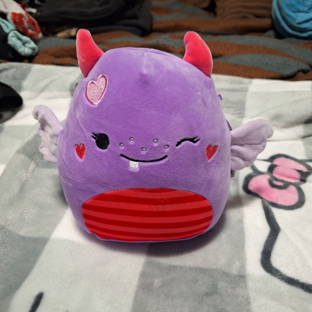 Valentines Squishmallow Atwater 8"